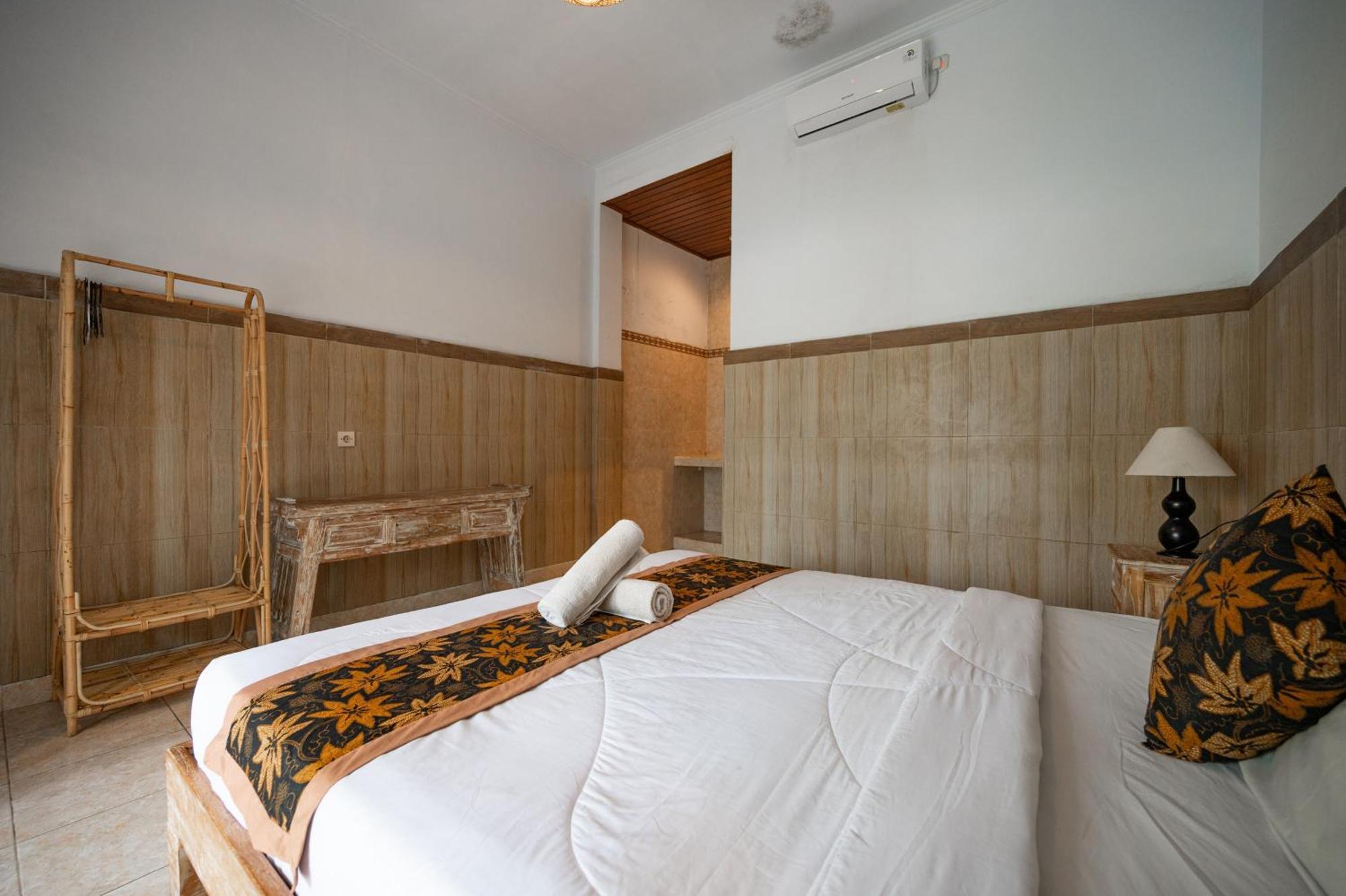 Agung Homestay Canggu Mitra Reddoorz Екстер'єр фото