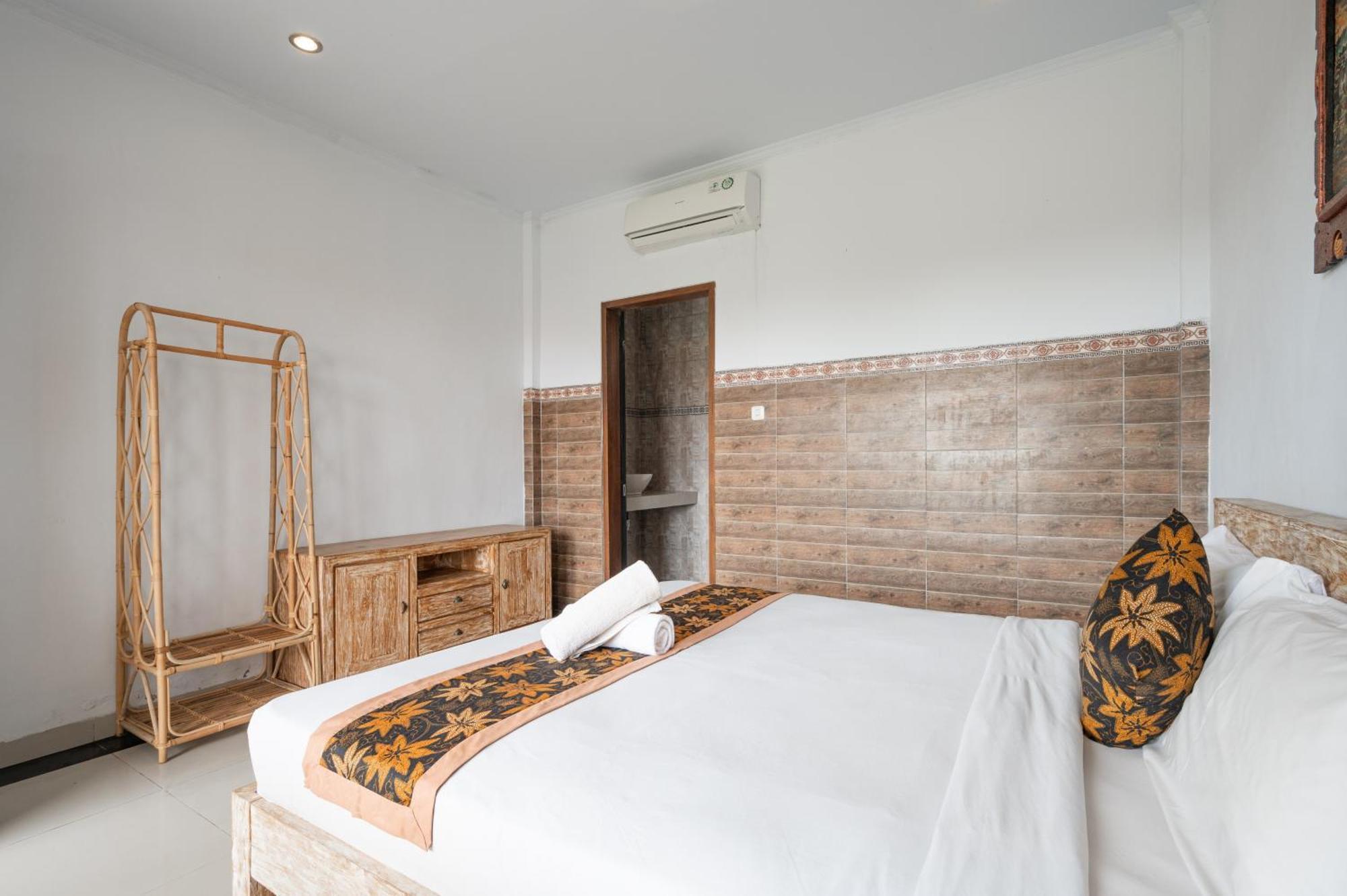 Agung Homestay Canggu Mitra Reddoorz Екстер'єр фото