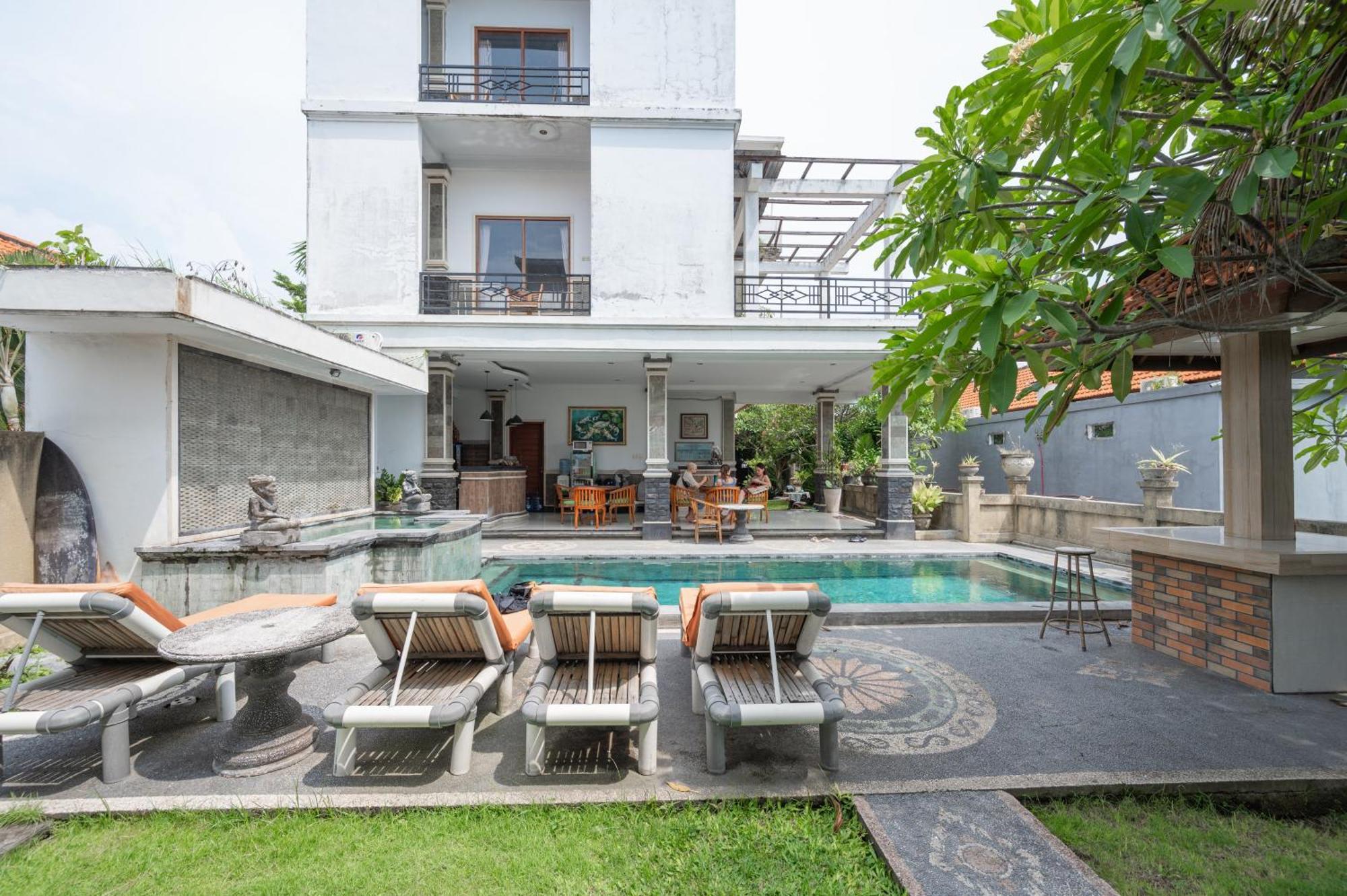 Agung Homestay Canggu Mitra Reddoorz Екстер'єр фото